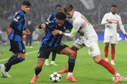 爱游戏体育入口 -包含德国杯清晨再迎强敌，斯图加特更衣室发声，主帅态度——引发热议，资深球员宣示担当的词条