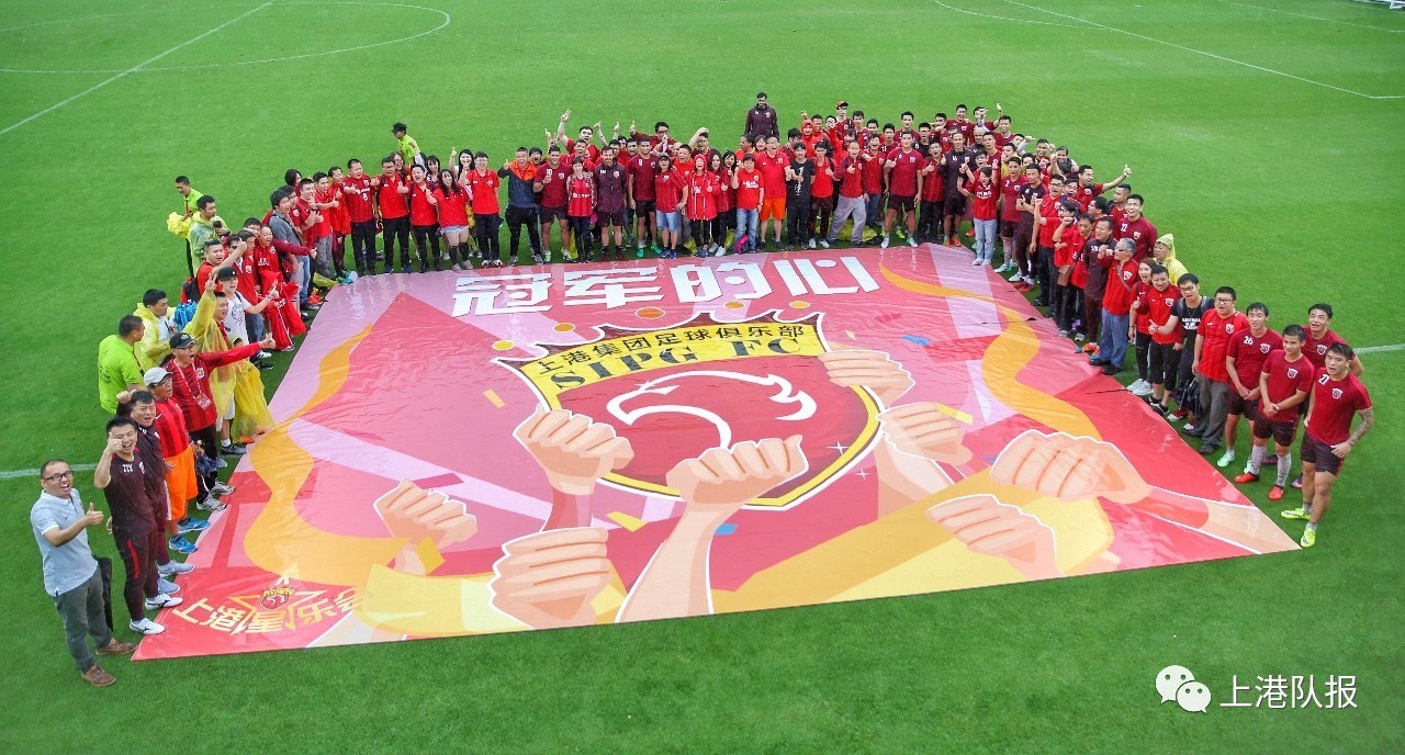 丹佛掘金训练开放日;集结日更衣室发声引欢呼;欧篮联在即;临场指挥获称赞 丹佛掘金训练开放日;集结日更衣室发声引欢呼;欧篮联在即;临场指挥获称赞